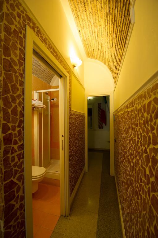 Guest house Persepolis Rome