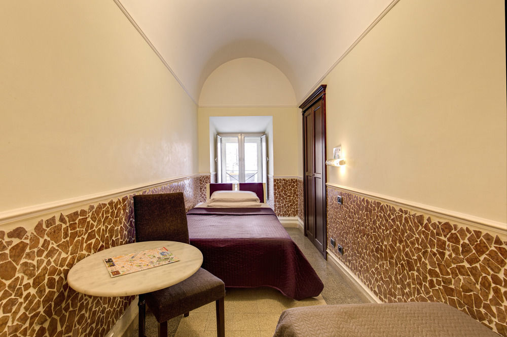 Persepolis Guest house Rome