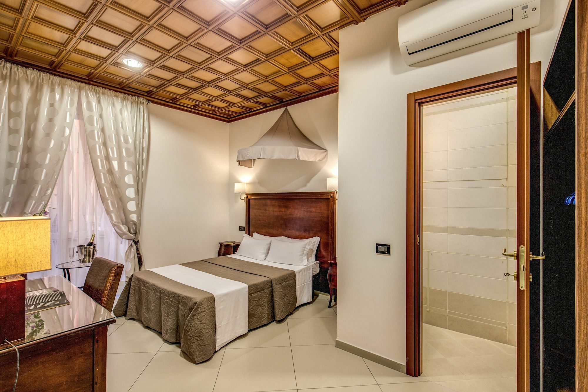 Persepolis Guest house Rome
